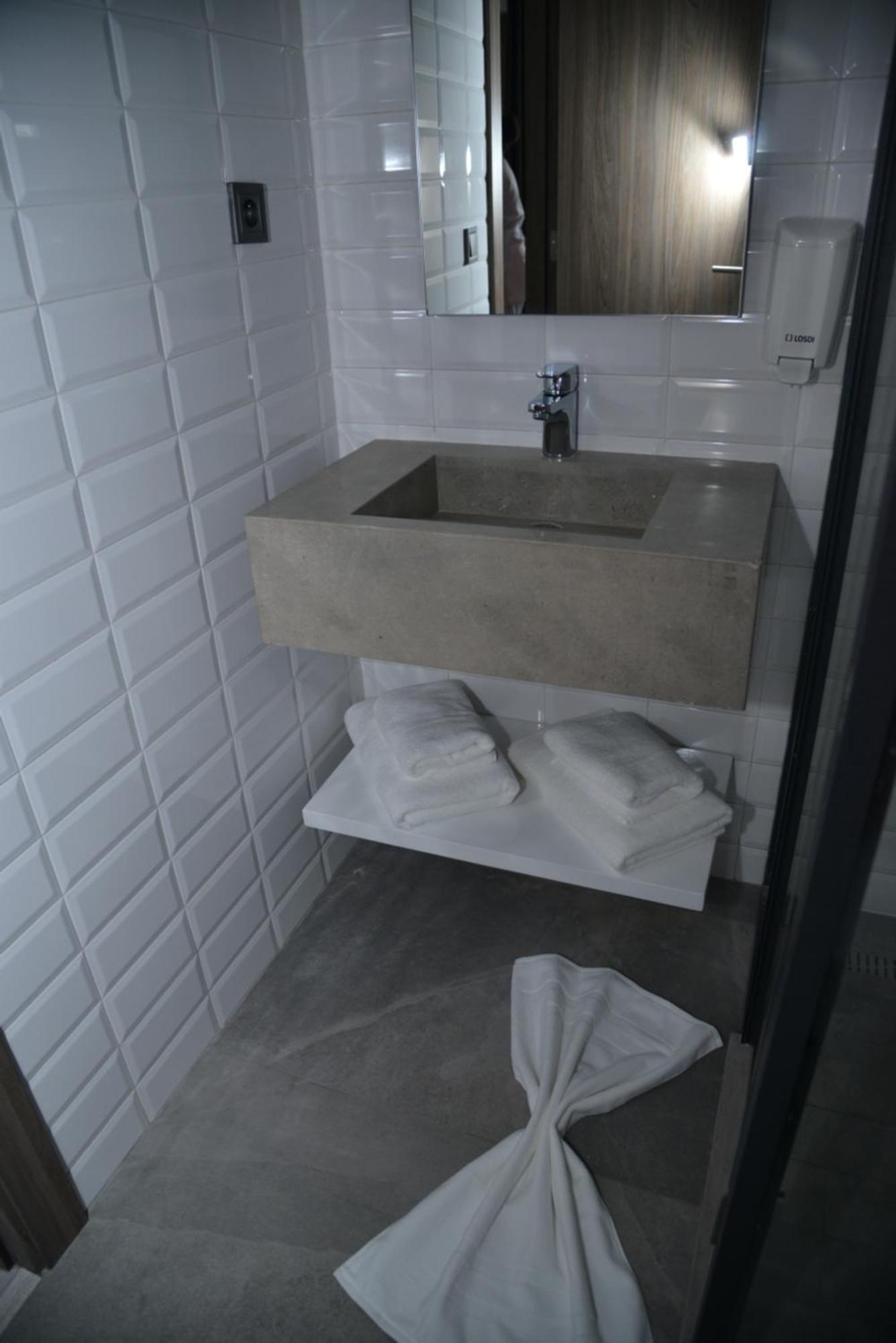Privilege Oasis Hotel الدار البيضاء المظهر الخارجي الصورة
